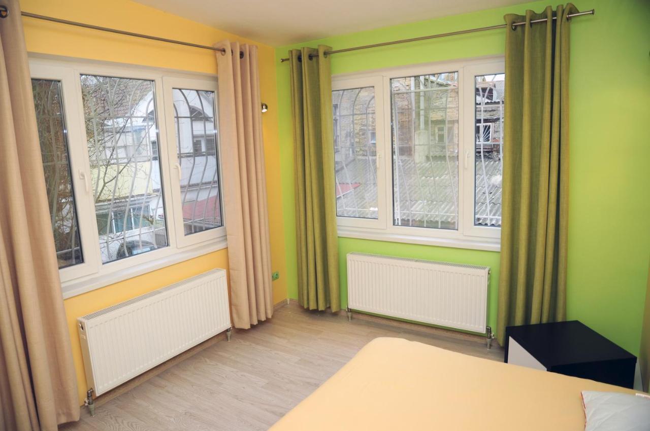 Homestay On Kanatna Street 57 オデッサ エクステリア 写真