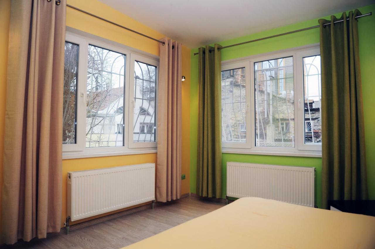 Homestay On Kanatna Street 57 オデッサ エクステリア 写真
