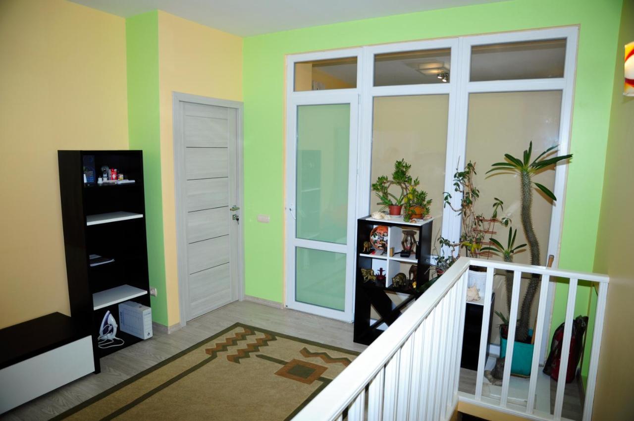 Homestay On Kanatna Street 57 オデッサ エクステリア 写真
