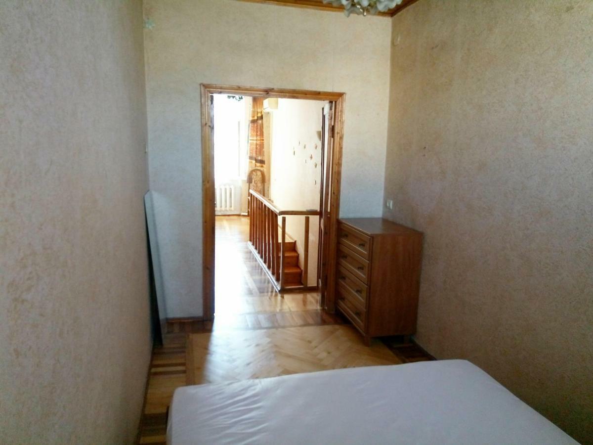Homestay On Kanatna Street 57 オデッサ エクステリア 写真