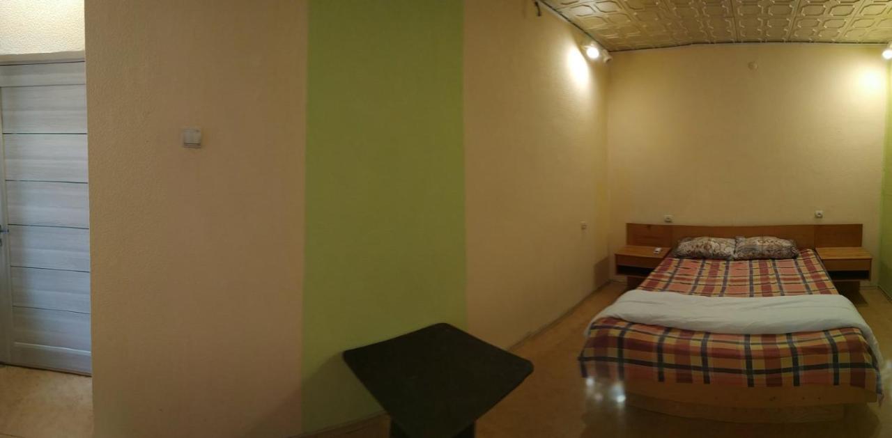 Homestay On Kanatna Street 57 オデッサ エクステリア 写真